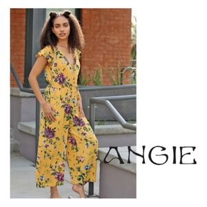 Sz M Angie Yellow Floral Romper Medium
